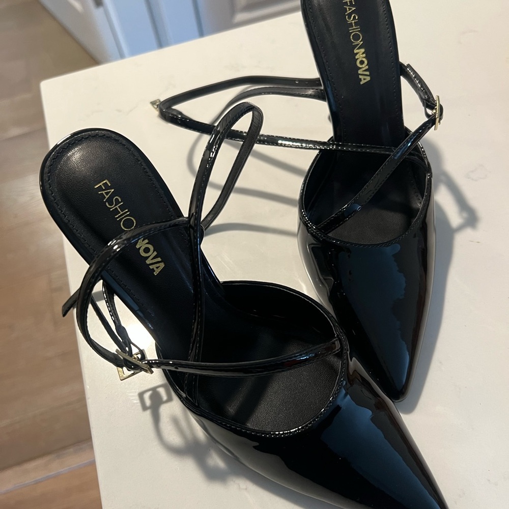 Fashion Nova Black Patent Pointed Slingback Heels with Thin Straps